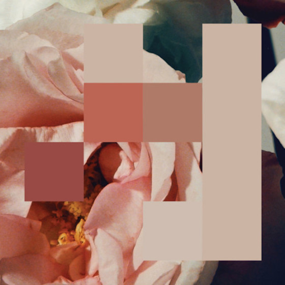 chvrches-leaveatrace-fourtet-560x560